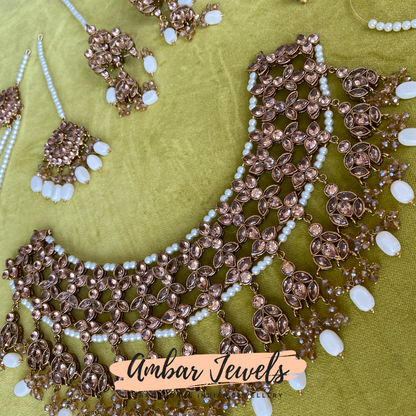 Aniyah Polki & Pearl Bridal Necklace Set with passa