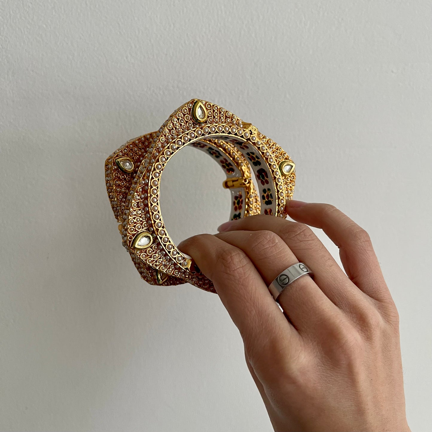 Square sales bangles design