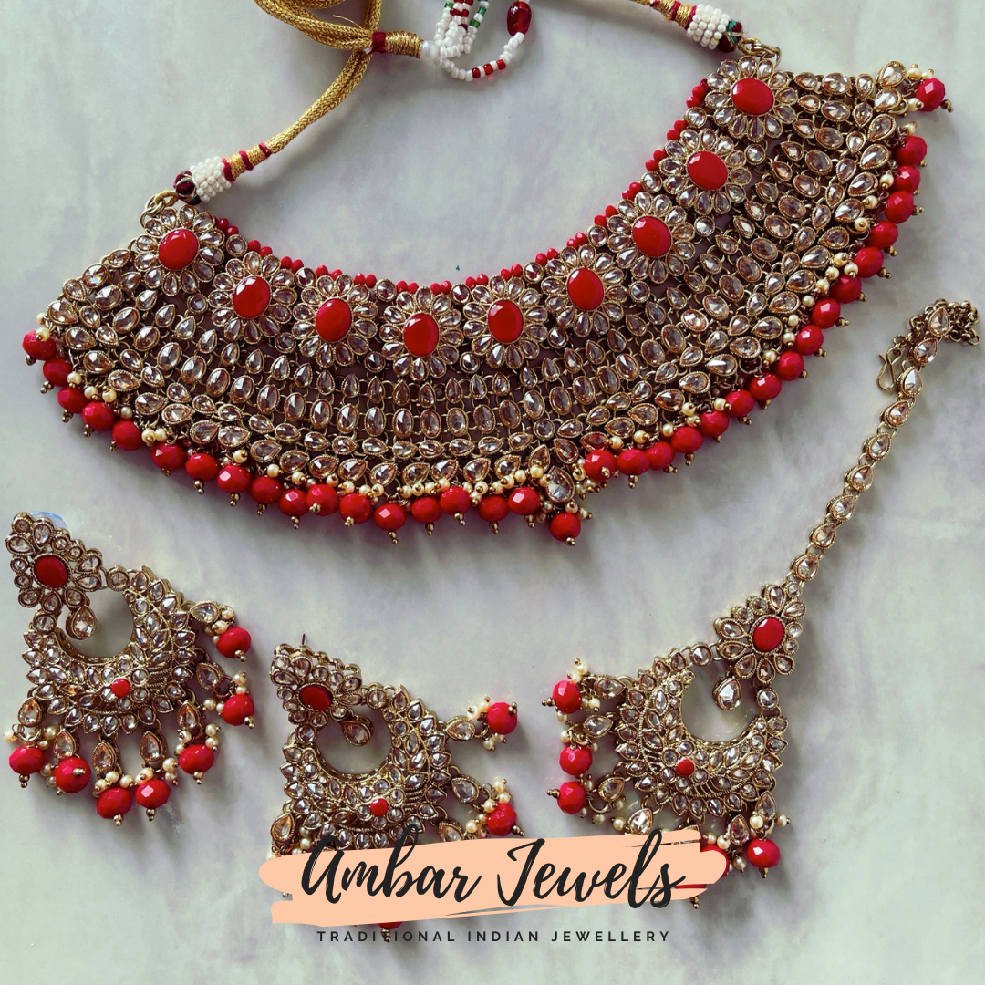 How To Choose The Right Necklace For Every Neckline ~ Learn more at Earth  Song Jewelry
