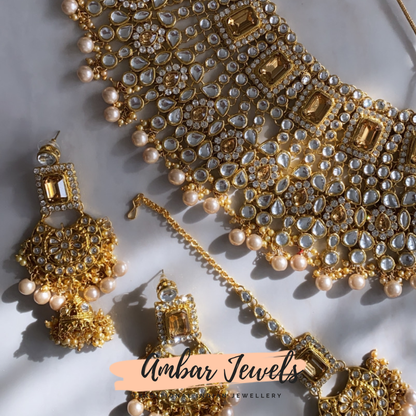 Bridal Kundan Necklace Set in Gold